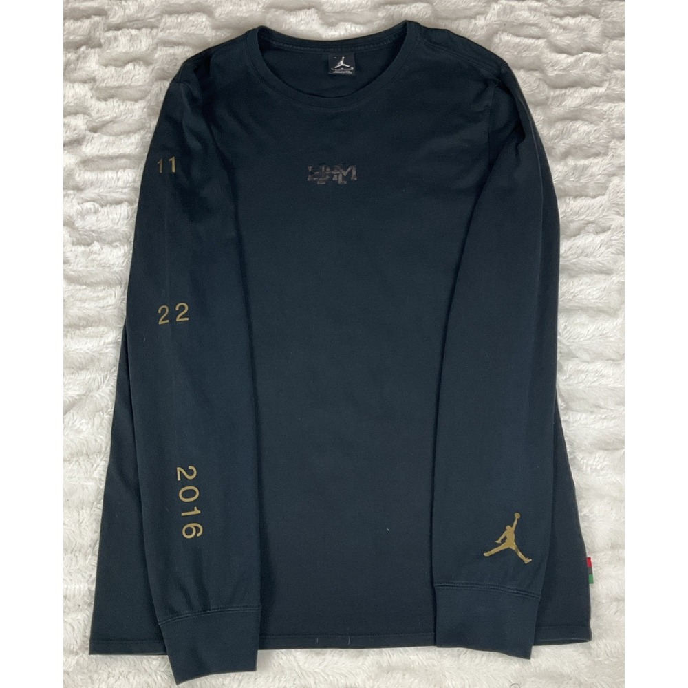 Air JORDAN Men's Black Larger Black History Month Graphic Pullover Long Sleeve